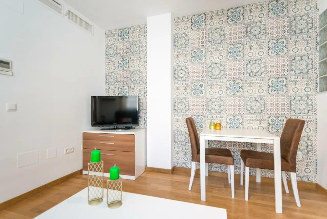 Lu&Cia City Centre Victoria 6 Malaga Apartment